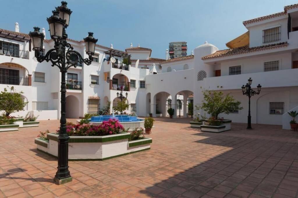 Macas Apartment Parque De La Paloma Pueblo Quinta Benalmadena Con Vistas Al Mar Piscina Y A 3 Minutos De La Playa Exterior foto